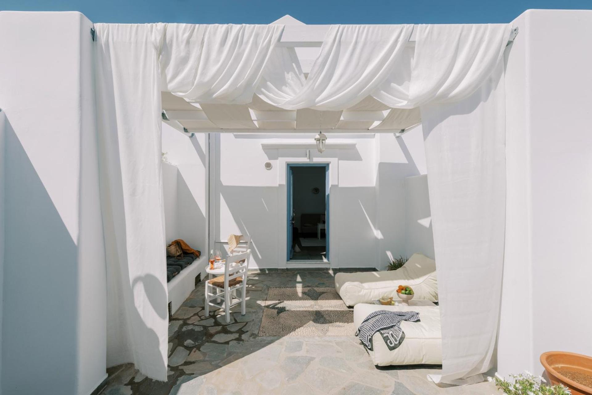 Aegean Nest